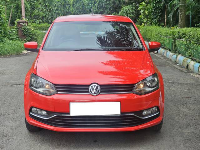 https://images10.gaadi.com/usedcar_image/4639344/original/processed_b94503ddf6993bdfba60b4cc64115be1.jpg?imwidth=6400