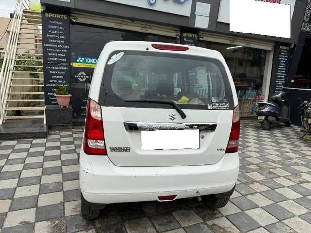 https://images10.gaadi.com/usedcar_image/4639448/original/processed_c4d11985-a3eb-4f00-beb8-593442ed2f46.jpg?imwidth=6400