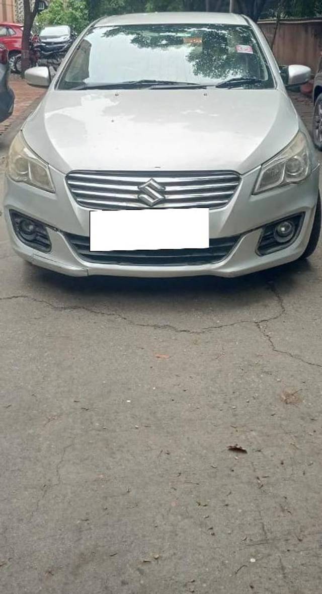 https://images10.gaadi.com/usedcar_image/4639533/original/processed_e5575330-24e9-4653-ac6b-71d162938c91.jpg?imwidth=6401