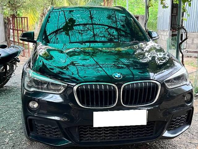https://images10.gaadi.com/usedcar_image/4639540/original/processed_5260e630-207b-46cf-9d24-3c2e09ceaa82.jpeg?imwidth=6401