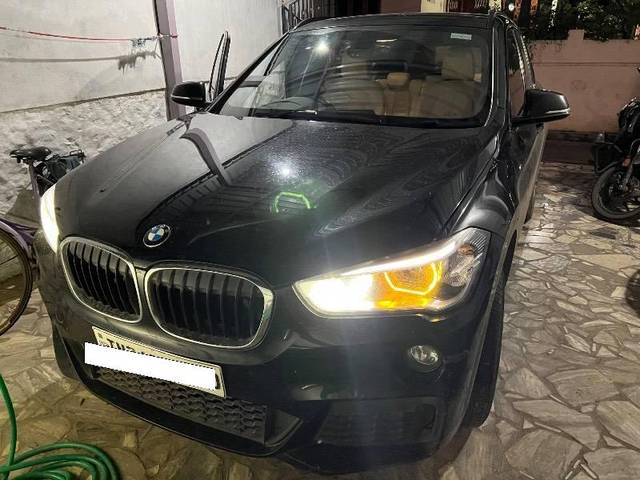 https://images10.gaadi.com/usedcar_image/4639540/original/processed_c631147f-c8d4-4cf3-907f-eb8db459d8f6.jpeg?imwidth=6400