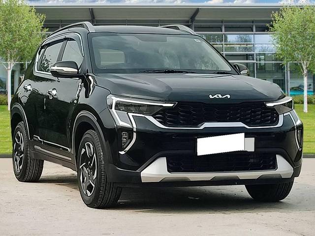 https://images10.gaadi.com/usedcar_image/4639595/original/processed_67935273-0e5c-4d9e-9a8b-c46be8f499ed.jpg?imwidth=6400