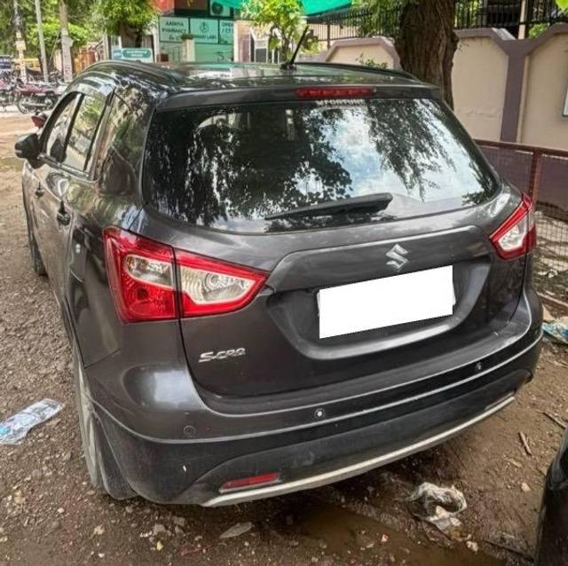 https://images10.gaadi.com/usedcar_image/4639624/original/processed_4d4c7eb6-c721-45fe-9262-a2fb115a0ab7.jpeg?imwidth=6402