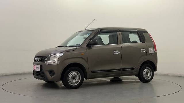 https://images10.gaadi.com/usedcar_image/4639706/original/df51e1c90b637da5cf9c5236168d2d3c.JPG?imwidth=6400