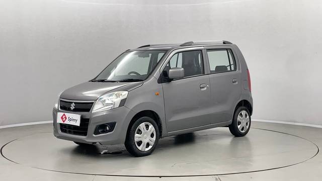 https://images10.gaadi.com/usedcar_image/4639744/original/1ed93e2fdced475d9e47a2c6359b3629.JPG?imwidth=6400