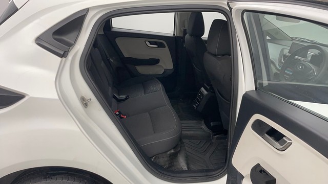 Second-hand 2023 Tata Altroz XZ for sale in Jaipur-24