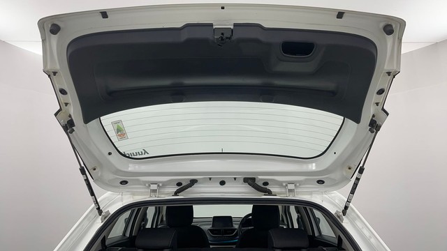 Second-hand 2023 Tata Altroz XZ for sale in Jaipur-23