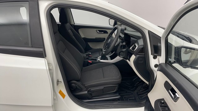 Second-hand 2023 Tata Altroz XZ for sale in Jaipur-15