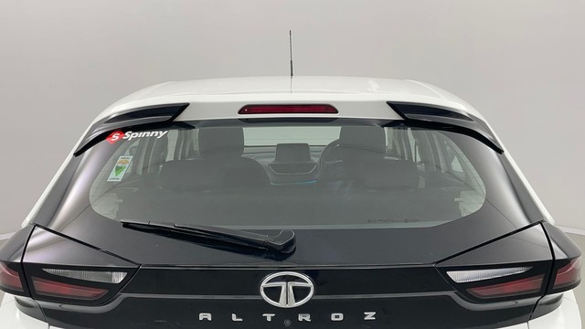 Second-hand 2023 Tata Altroz XZ for sale in Jaipur-30