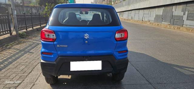 https://images10.gaadi.com/usedcar_image/4639770/original/processed_79768ba9c1a9c3c3ed0de3304ec9a91d.jpeg?imwidth=6402