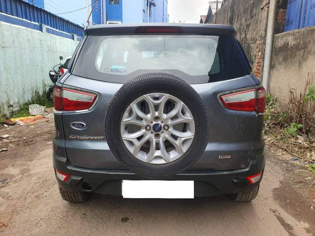 https://images10.gaadi.com/usedcar_image/4639808/original/processed_22d046765a9fb86a85354fcb0fe763e7.jpg?imwidth=6401