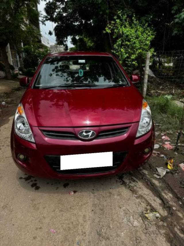https://images10.gaadi.com/usedcar_image/4639810/original/processed_215d6ddc-07b0-4ff5-ae41-9f84f9bed1e1.jpg?imwidth=6400