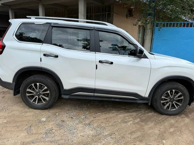 https://images10.gaadi.com/usedcar_image/4639811/original/c9f223f041e719b95cbfc66eb2e7aa13.jpg?imwidth=6401