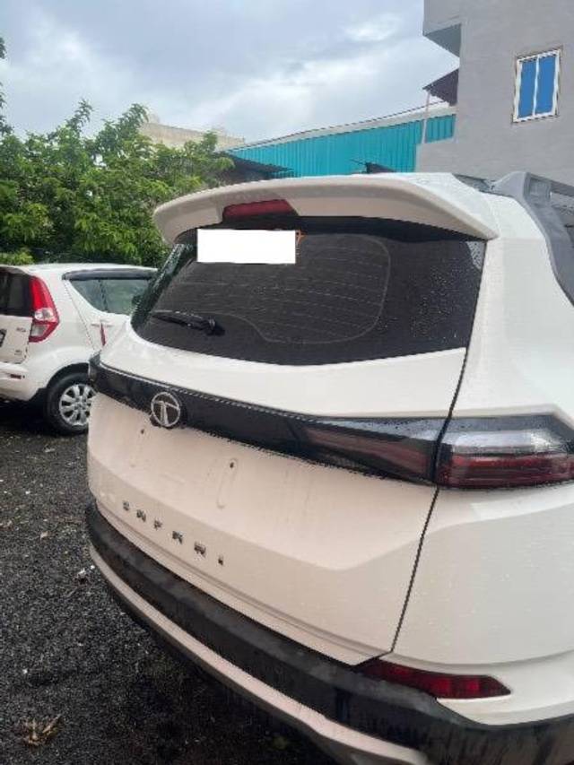 https://images10.gaadi.com/usedcar_image/4639833/original/processed_9bb2fdc8-1365-4021-831d-c60ed2f82b7a.jpeg?imwidth=6401
