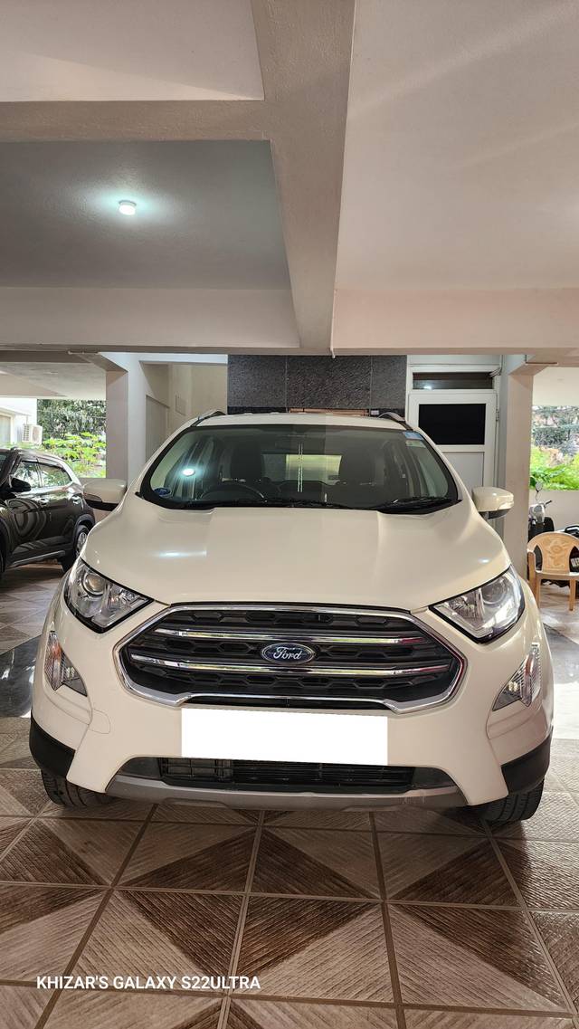 https://images10.gaadi.com/usedcar_image/4639873/original/processed_607541be906c683dadd7f09f10f179b7.jpg?imwidth=6400