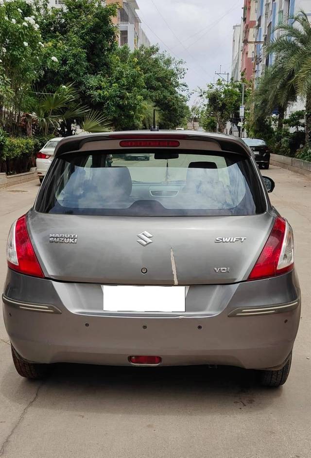 https://images10.gaadi.com/usedcar_image/4639903/original/processed_873f761ca99186c90ef8a9269fe57377.jpg?imwidth=6402