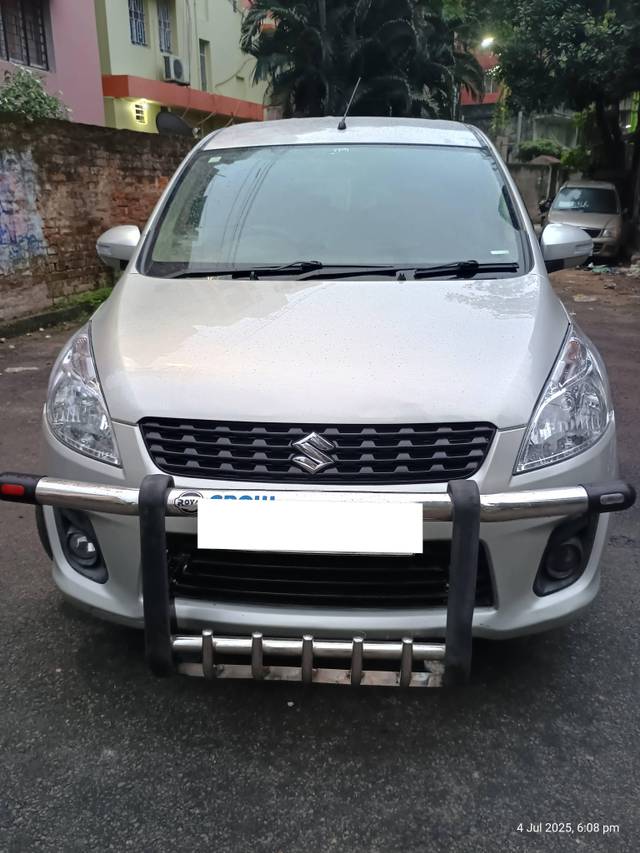 https://images10.gaadi.com/usedcar_image/4639936/original/processed_a0a42cd4ff7455e359cd412235a0b768.jpg?imwidth=6400