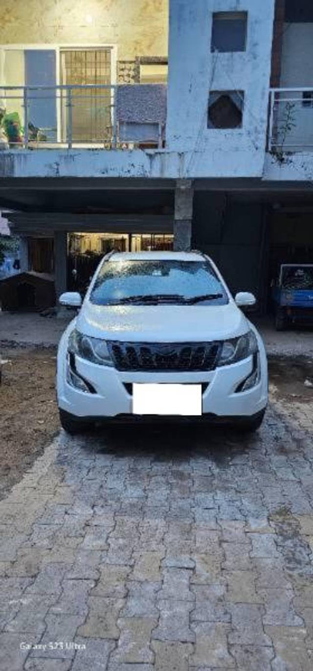 https://images10.gaadi.com/usedcar_image/4639941/original/processed_7e6842fe-5962-4267-b4ff-44076a8d986e.jpg?imwidth=6401