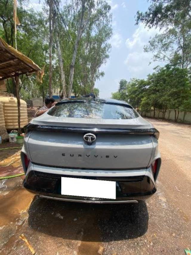 https://images10.gaadi.com/usedcar_image/4639954/original/processed_afd7d96b-b436-4620-9621-78435141de4a.jpg?imwidth=6401