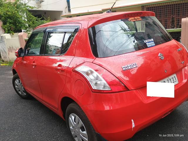 https://images10.gaadi.com/usedcar_image/4639960/original/processed_48191e280a0a3a8c19034eda261b23fe.jpg?imwidth=6400