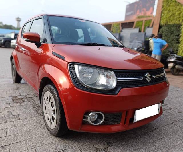 https://images10.gaadi.com/usedcar_image/4639967/original/processed_d1d12a5a949d9f38fbc81c21ff617558.jpg?imwidth=6400