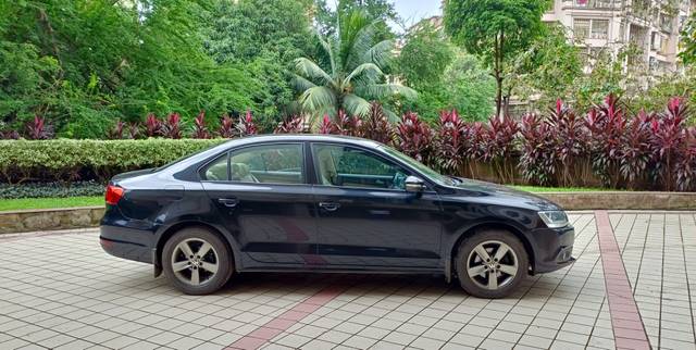 https://images10.gaadi.com/usedcar_image/4639983/original/ff971b0ea781546154c66256fbe94c41.jpg?imwidth=6401
