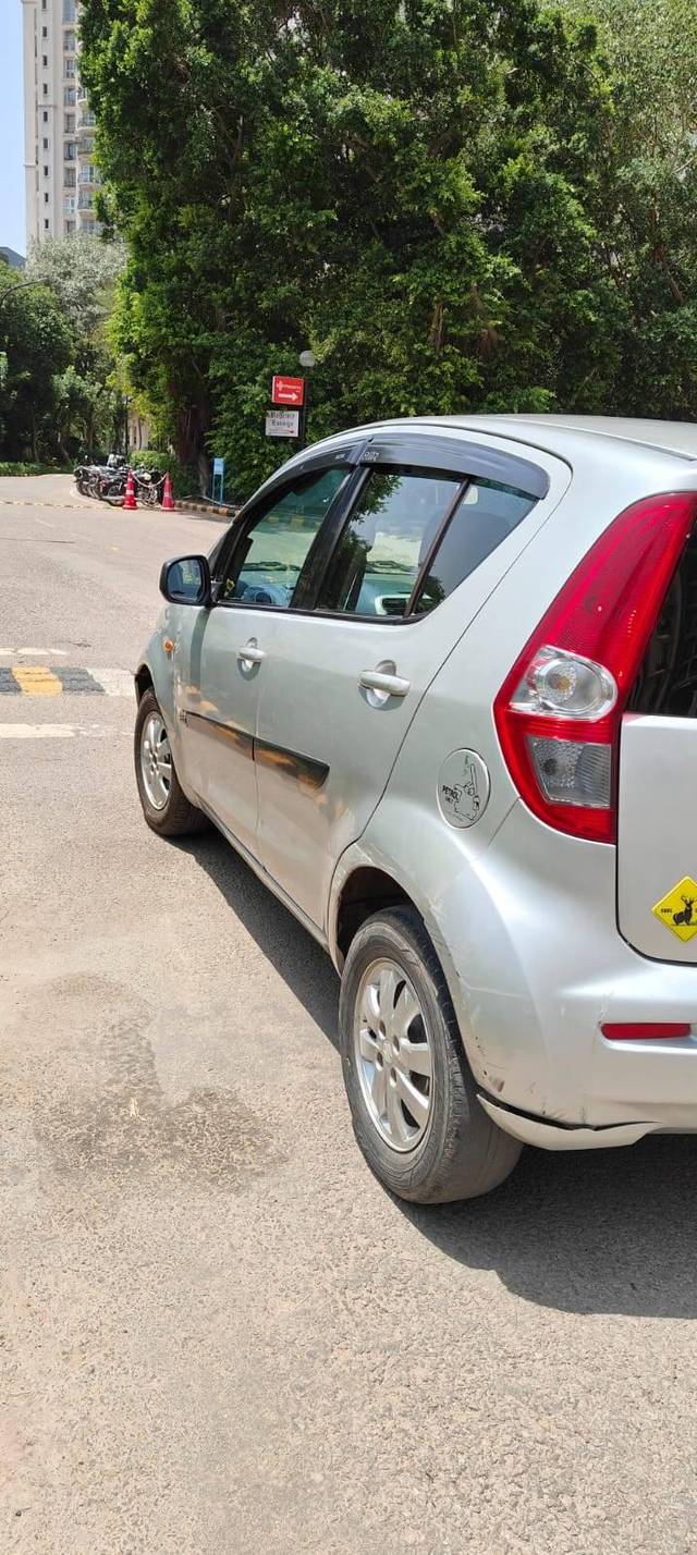 https://images10.gaadi.com/usedcar_image/4639996/original/processed_a4cb7f11-fc30-45fb-9733-9c357bbaee03.jpg?imwidth=6402