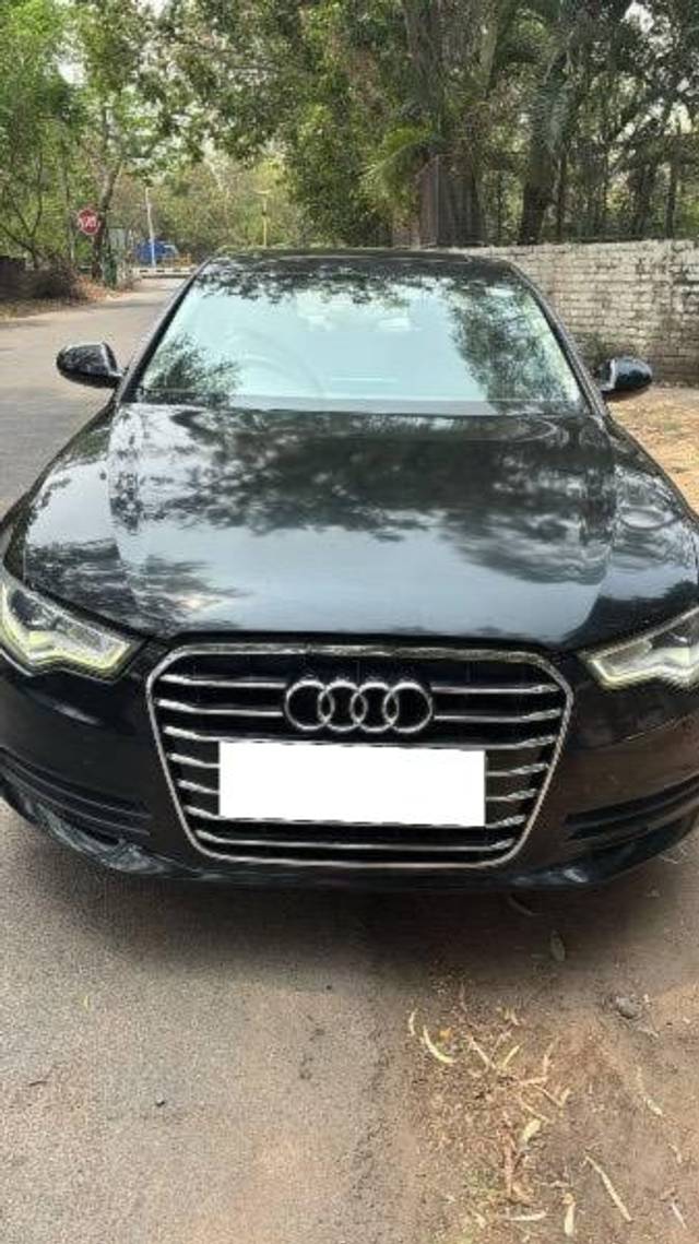 https://images10.gaadi.com/usedcar_image/4640044/original/processed_ae08a484-4f42-4856-a792-235cabc09bc8.jpeg?imwidth=6400
