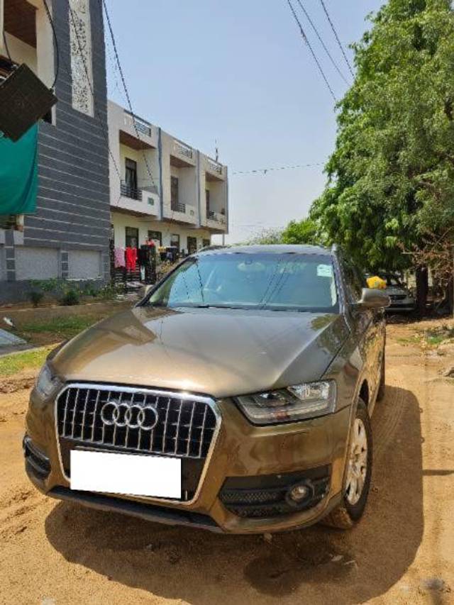 https://images10.gaadi.com/usedcar_image/4640093/original/processed_8fb759fe-f28c-4756-ac37-3aa8090ee57a.jpg?imwidth=6402