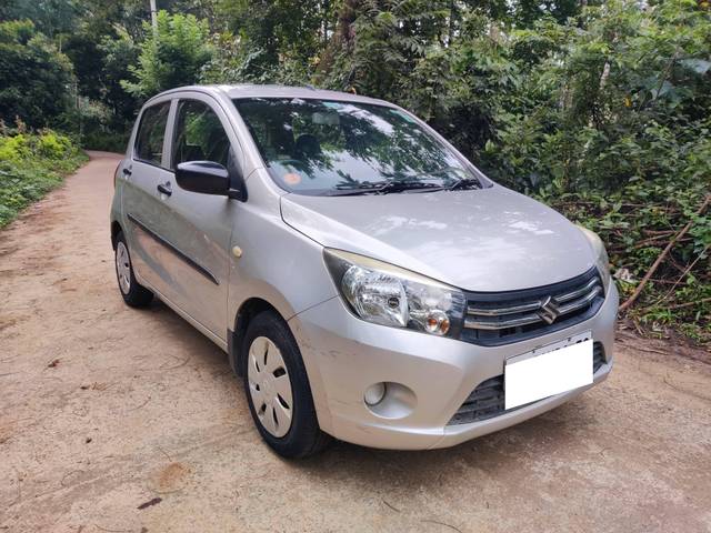 https://images10.gaadi.com/usedcar_image/4640151/original/processed_7d35210d-8c5f-4935-9a7f-7277b18860b2.jpg?imwidth=6400