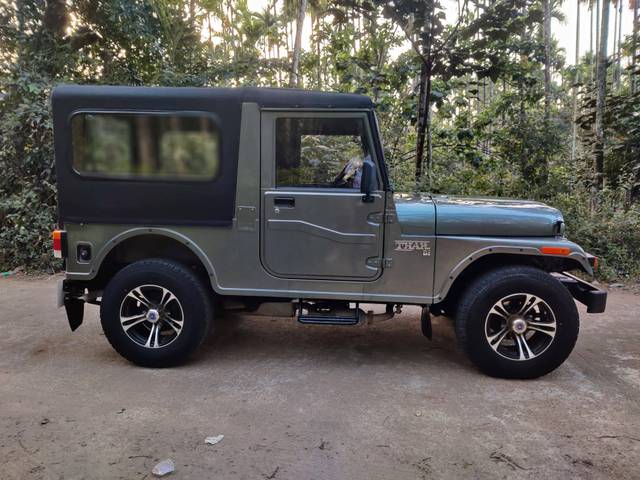 https://images10.gaadi.com/usedcar_image/4640166/original/processed_09a056e1-ac3f-4937-b5b5-40e24b626231.jpg?imwidth=6401