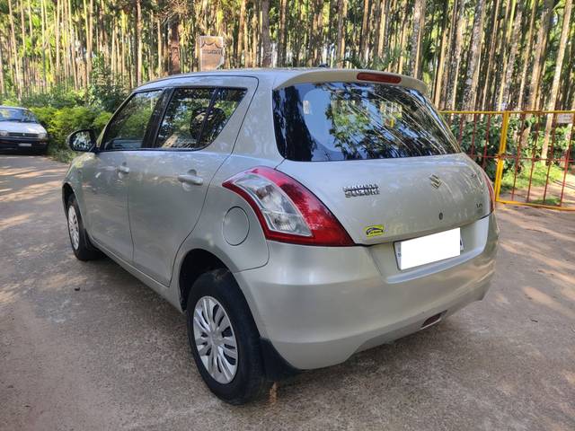 https://images10.gaadi.com/usedcar_image/4640169/original/processed_9049d713-62c9-4cf7-95fe-40f004940c84.jpg?imwidth=6402