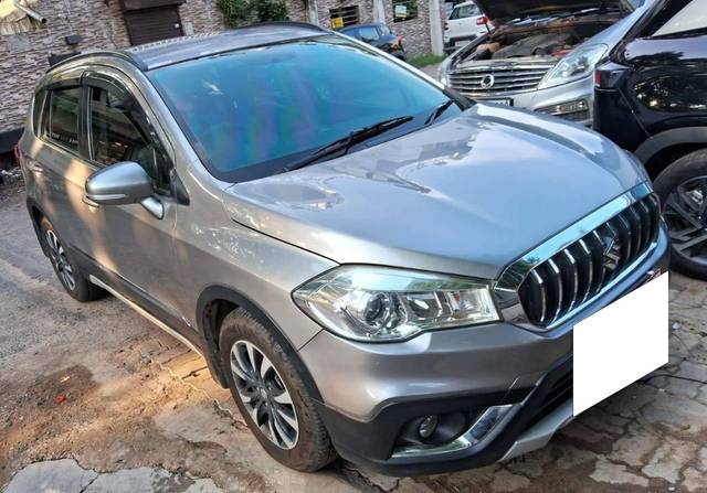 https://images10.gaadi.com/usedcar_image/4640189/original/processed_e69554a6d15a24212043429c41a5128c.jpg?imwidth=6400
