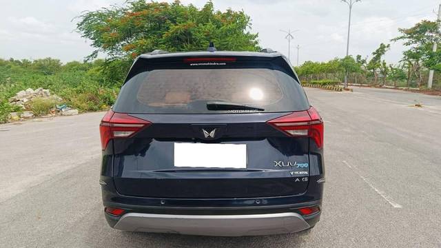 https://images10.gaadi.com/usedcar_image/4640199/original/processed_f56ae5f75e312c81969f76a2a66ca26c.jpg?imwidth=6402