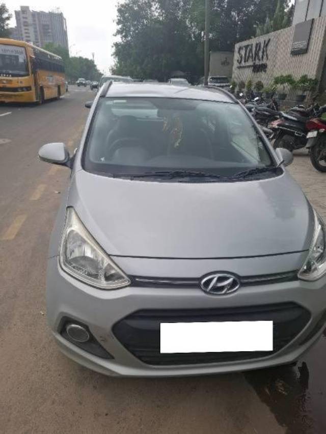 https://images10.gaadi.com/usedcar_image/4640204/original/processed_1e2c63fb-3707-45f4-bcef-b8a5295874ac.jpg?imwidth=6400
