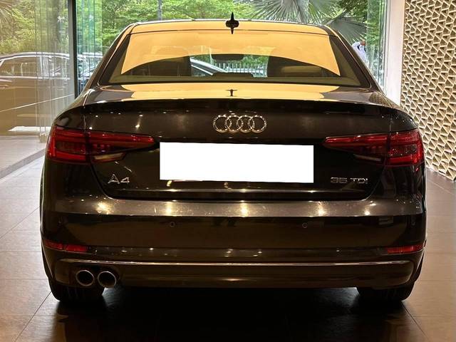 https://images10.gaadi.com/usedcar_image/4640217/original/processed_dce16652ca8b2a300a1cc64b331905a2.jpeg?imwidth=6402