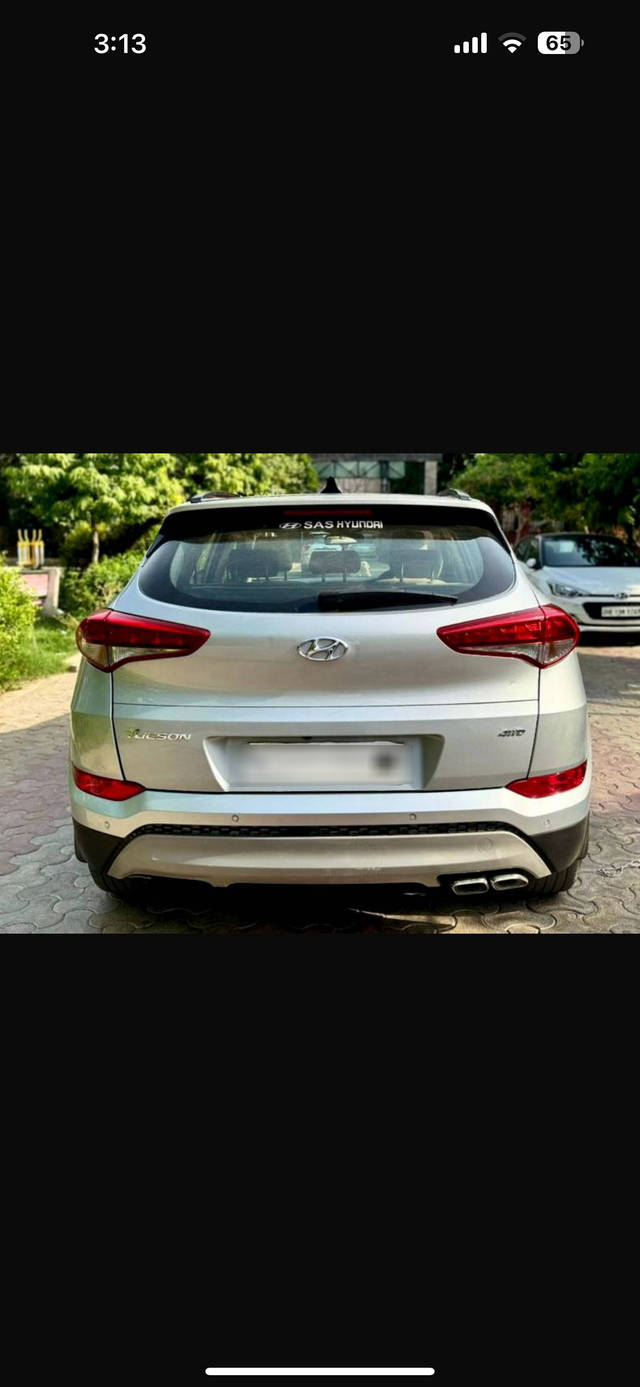 https://images10.gaadi.com/usedcar_image/4640326/original/processed_de324ece-ccb5-4153-9da4-aa11cd02b6cc.png?imwidth=6401