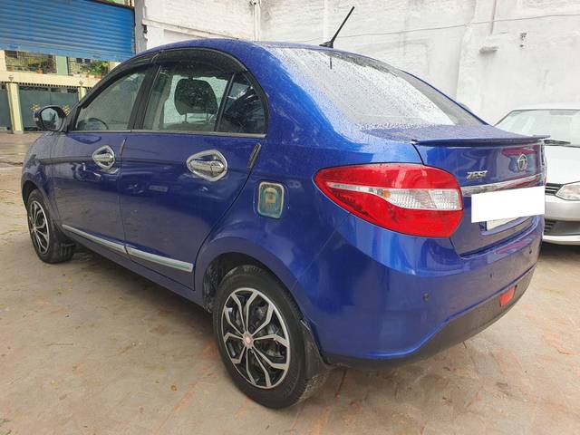 https://images10.gaadi.com/usedcar_image/4640328/original/processed_4c4634976e5c3634e6dfe7d7034a1110.jpg?imwidth=6402