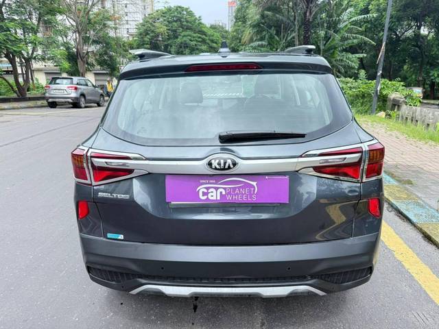 https://images10.gaadi.com/usedcar_image/4640333/original/processed_dc85a7bd4c713669f47f633e9ddca9e9.jpg?imwidth=6401