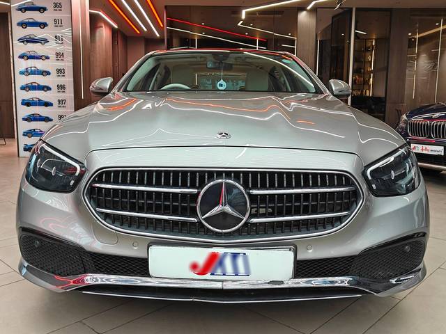 https://images10.gaadi.com/usedcar_image/4640350/original/processed_12ab19b6c3dd9839b38ce7b371ed2fb8.jpg?imwidth=6402