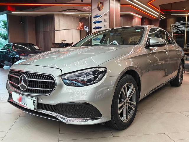 https://images10.gaadi.com/usedcar_image/4640350/original/processed_3e063766b92941c9ea1c526cd623e920.jpg?imwidth=6401