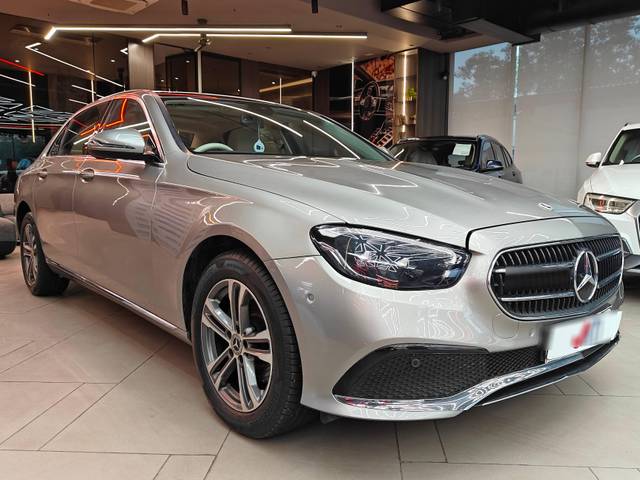 https://images10.gaadi.com/usedcar_image/4640350/original/processed_8decce09e6b6334cb08cbabb5d56f29b.jpg?imwidth=6400