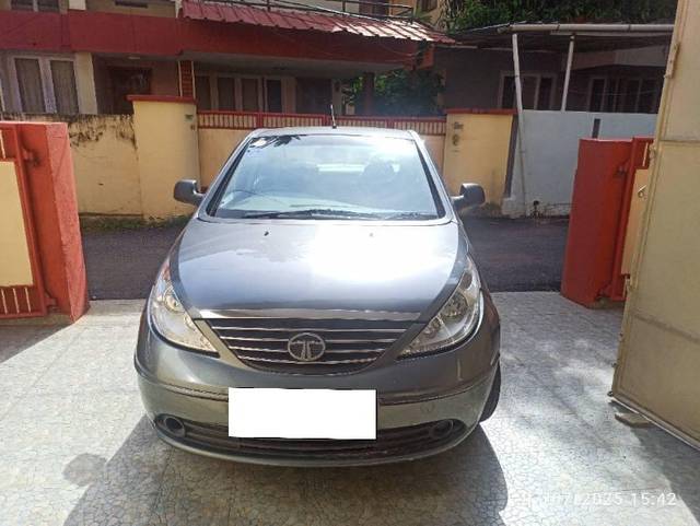 https://images10.gaadi.com/usedcar_image/4640353/original/processed_18c60b97-14e4-4f4a-aa85-5d7e123e640c.jpg?imwidth=6402