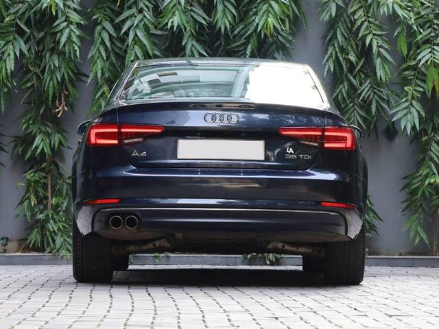 https://images10.gaadi.com/usedcar_image/4640363/original/processed_a5eea06a197164018488d88c715c5e6a.jpg?imwidth=6402