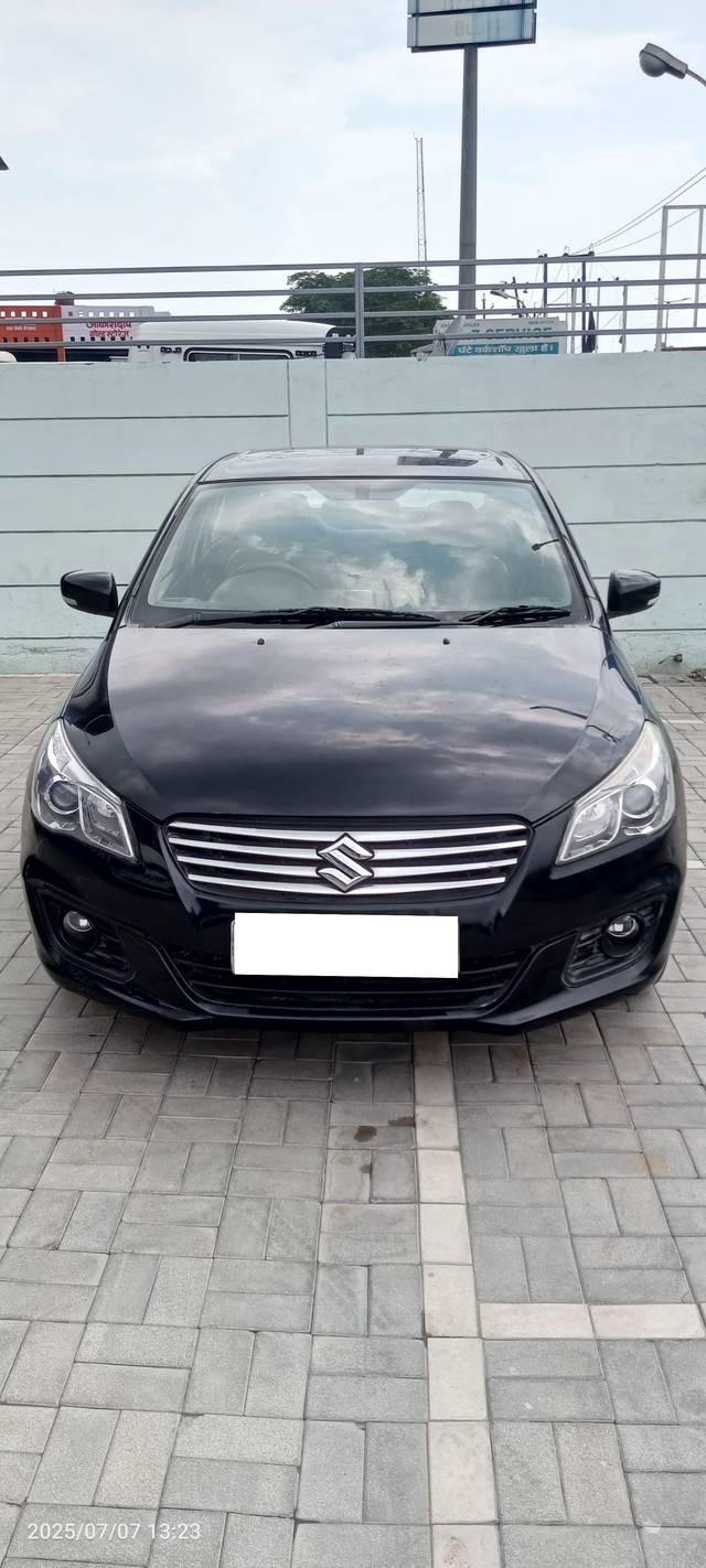 https://images10.gaadi.com/usedcar_image/4640379/original/processed_b0bdaaba48920203a3094f5510caa0fb.jpeg?imwidth=6400