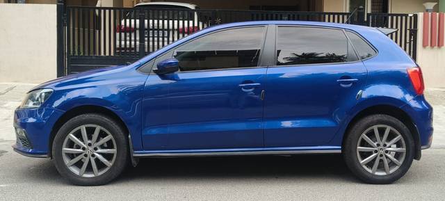 https://images10.gaadi.com/usedcar_image/4640383/original/38eb811276538b0e1cf2c7b9a14f3ac8.jpg?imwidth=6402