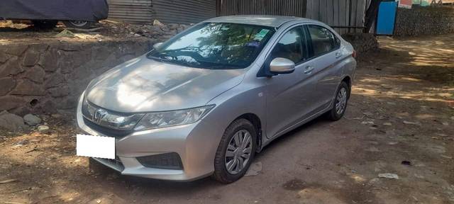 https://images10.gaadi.com/usedcar_image/4640487/original/processed_0f67ba4ee0c70fc08b68ad3bf71d6dc5.jpg?imwidth=6400