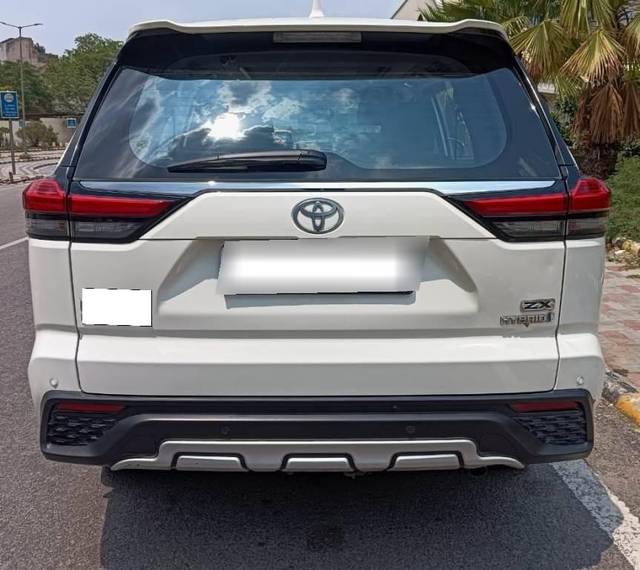 https://images10.gaadi.com/usedcar_image/4640493/original/processed_2321f942811c2f63bb8cdfd674898cb0.jpg?imwidth=6402