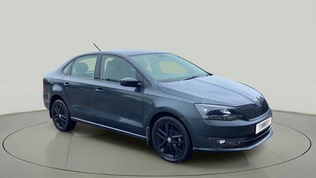 https://images10.gaadi.com/usedcar_image/4640517/original/533f79e63010ab0c8813d0ff2c582f8a.jpg?imwidth=6400