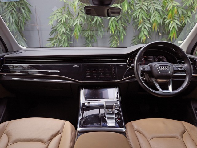 Second-hand 2022 Audi Q7 Premium plus BSVI for sale in Kolkata-8